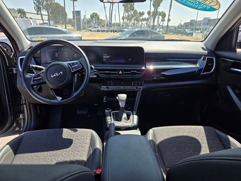 Used 2026 Kia Seltos S FWD image 14