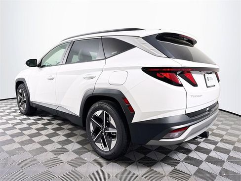 Used 2025 Hyundai Tucson SEL image 3