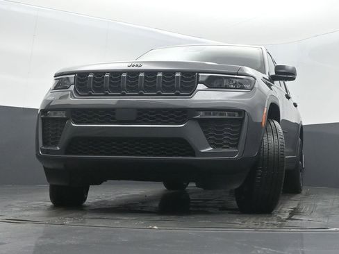 New 2026 Jeep Grand Cherokee L Limited image 29