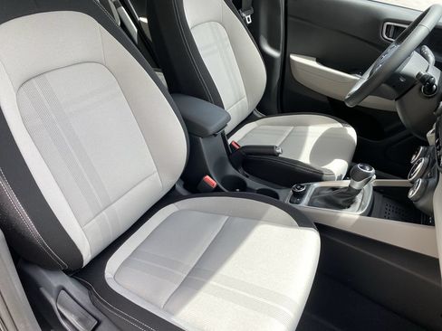 New 2026 Hyundai Venue SEL FWD image 32