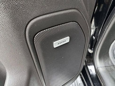 Used 2021 GMC Sierra 1500 SLT w/ SLT Premium Plus Package AWD/4WD image 19