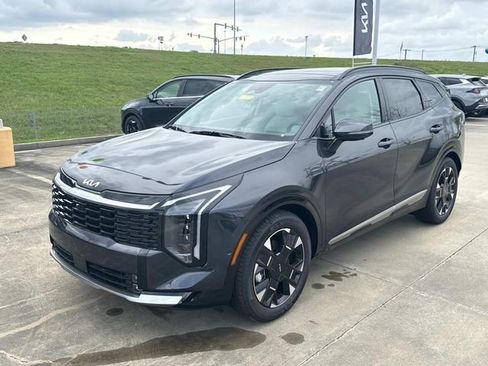 New 2026 Kia Sportage SX FWD image 3