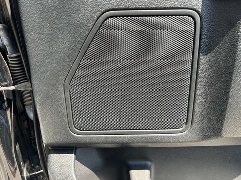 Used 2018 Ford F150 XLT w/ Equipment Group 302A Luxury AWD/4WD image 36