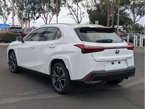 New 2026 Lexus UX 300h AWD image 7