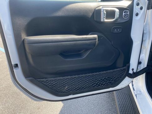 Certified 2021 Jeep Wrangler Unlimited Sport AWD/4WD image 19