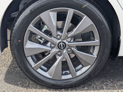 New 2026 Nissan Sentra SL image 10