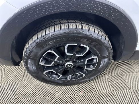 Used 2022 Hyundai Santa Cruz SEL Premium w/ Cargo Package image 10