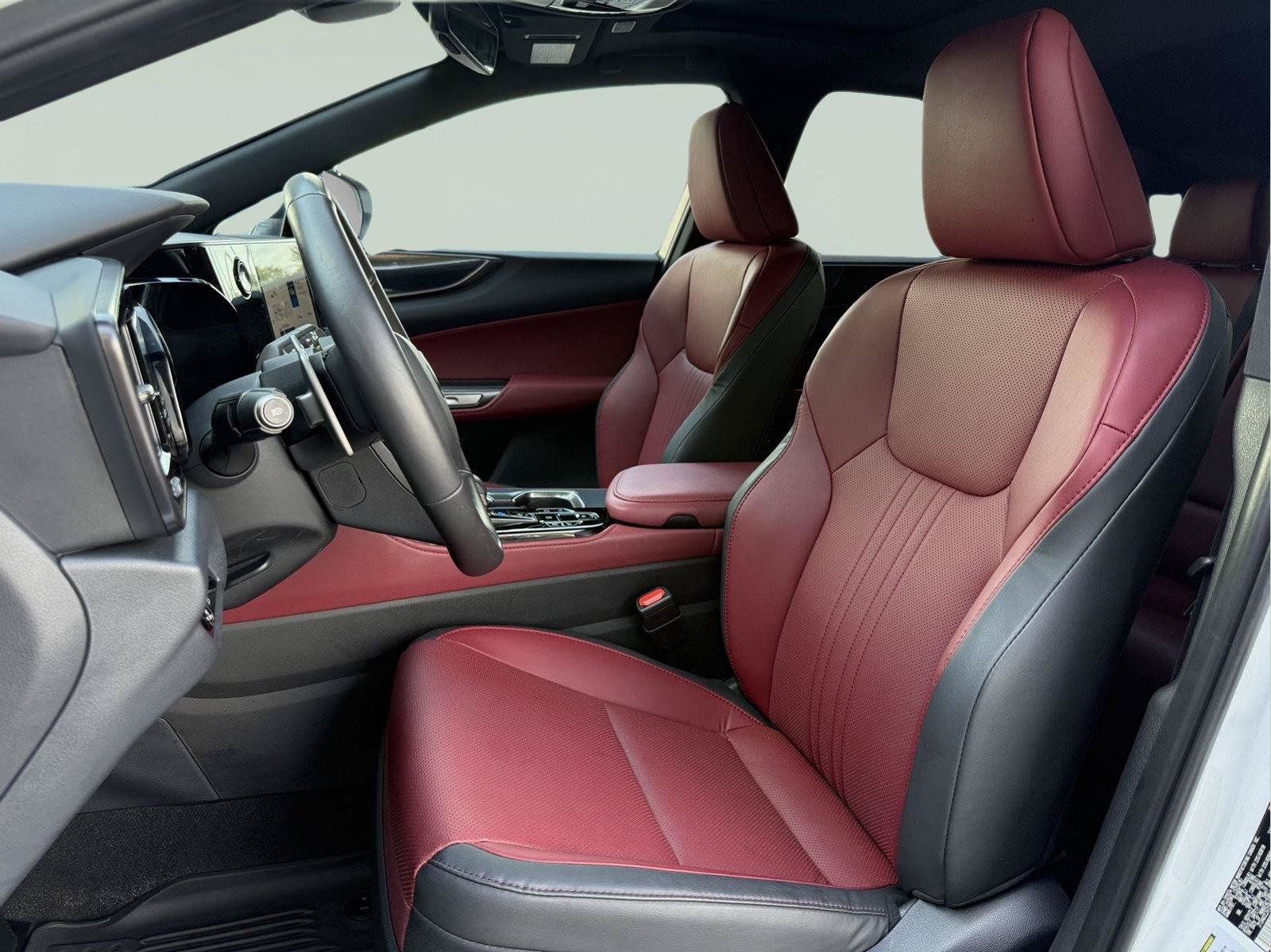Certified 2026 Lexus NX 350 AWD w/ Accessory Package (2T) image 10