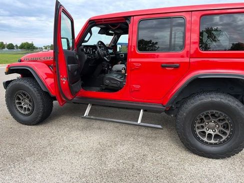 Used 2021 Jeep Wrangler Unlimited Rubicon w/ Xtreme Recon 35" Tire Package AWD/4WD image 8