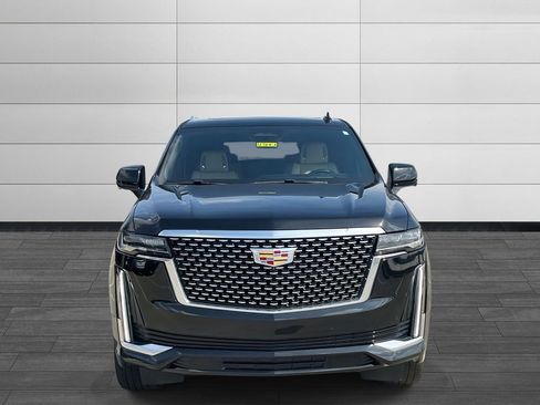 Certified 2024 Cadillac Escalade ESV Premium Luxury image 8