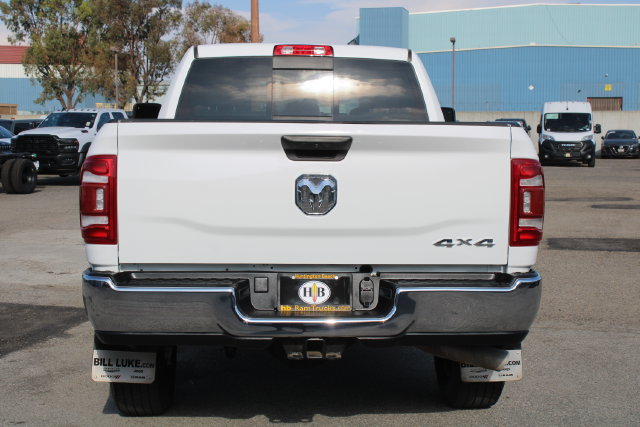 Used 2024 RAM 3500 Tradesman w/ Chrome Appearance Group AWD/4WD image 5