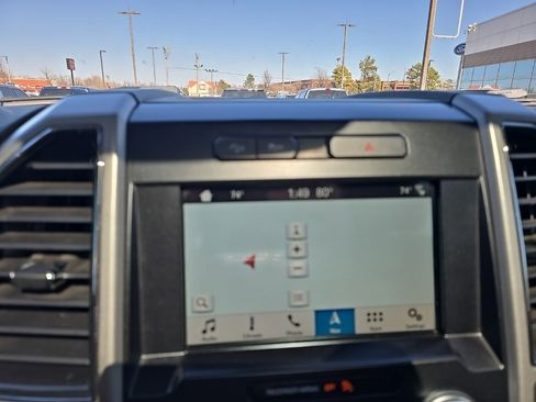 Used 2017 Ford F150 Lariat w/ Equipment Group 502A Luxury image 7