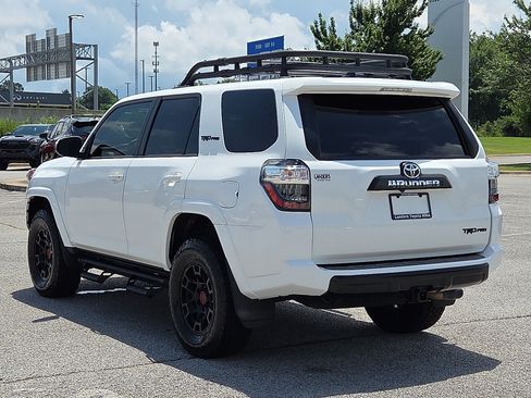 Used 2022 Toyota 4Runner TRD Pro AWD/4WD image 4