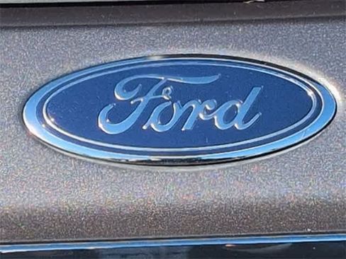 Used 2022 Ford Explorer Limited w/ Equipment Group 301A image 12