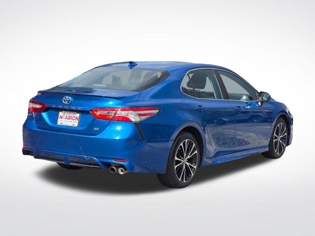 Used 2020 Toyota Camry SE FWD image 18