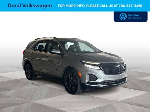 Used 2024 Chevrolet Equinox RS FWD image 2