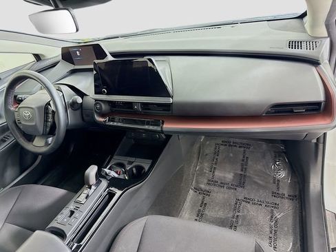 Certified 2025 Toyota Prius Plug-In Hybrid FWD image 26