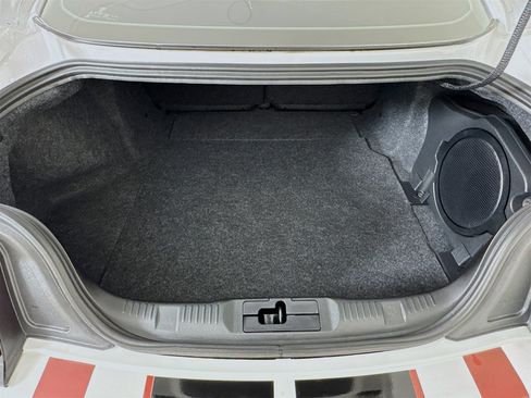 Used 2020 Ford Mustang Shelby GT500 w/ Technology Package image 25