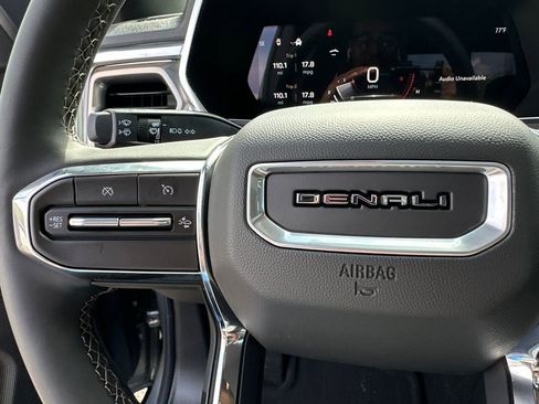 New 2026 GMC Canyon Denali image 25