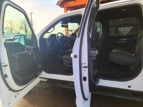 Used 2019 Ford F150 XLT w/ Equipment Group 302A Luxury image 7