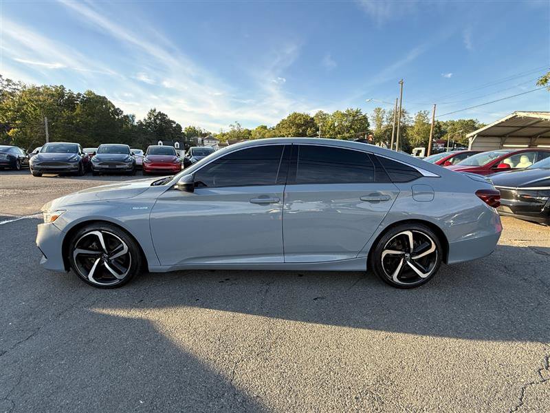 Used 2022 Honda Accord Sport image 2