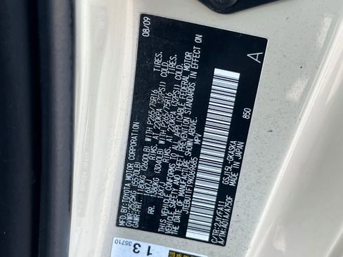 Used 2009 Toyota FJ Cruiser 4WD image 28