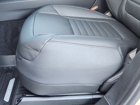 New 2026 Land Rover Range Rover Sport SV image 24