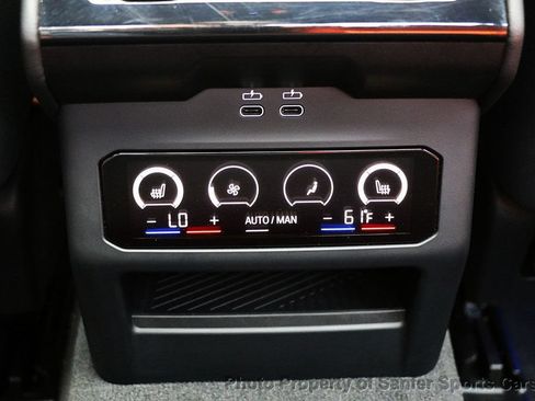 Used 2025 BMW M5 AWD/4WD image 34