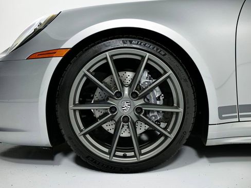 Certified 2024 Porsche 911 Carrera T image 11