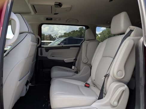 Used 2025 Honda Odyssey Touring image 19