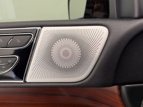 Used 2024 Lincoln Navigator Reserve image 30