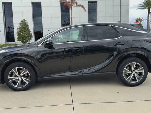 Used 2025 Lexus RX 350 FWD w/ Technology Package image 5