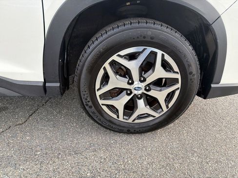 Used 2019 Subaru Forester Premium image 38