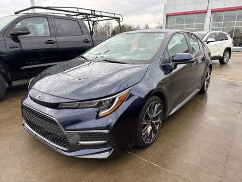 Used 2022 Toyota Corolla SE image 1