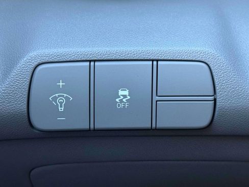 New 2026 Hyundai Elantra SEL Sport image 18