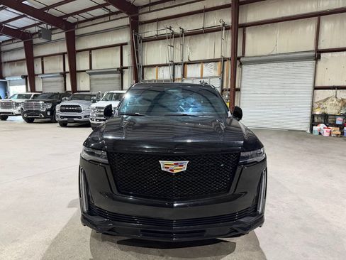 Used 2023 Cadillac Escalade Sport AWD/4WD image 10