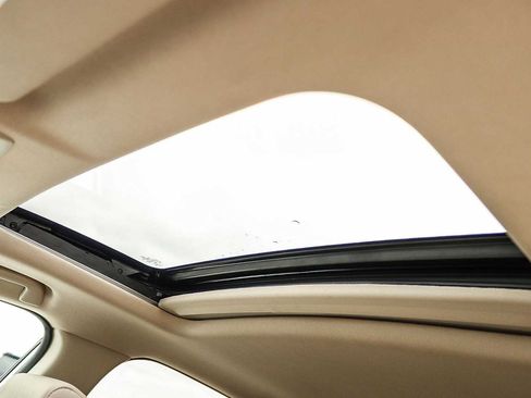 Used 2017 Honda CR-V Touring image 24