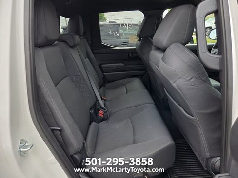 Used 2025 Toyota Tacoma SR5 AWD/4WD image 10