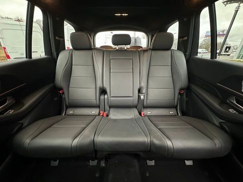Certified 2025 Mercedes-Benz GLS 450 4MATIC image 17