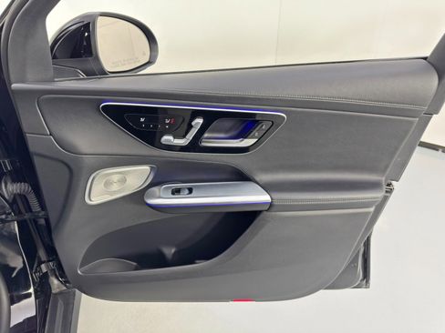 Used 2023 Mercedes-Benz GLC 300 w/ Exclusive Trim Package image 49