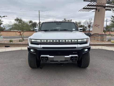 Used 2025 GMC Hummer EV 2X image 8