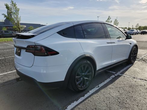 Used 2023 Tesla Model X AWD/4WD image 16
