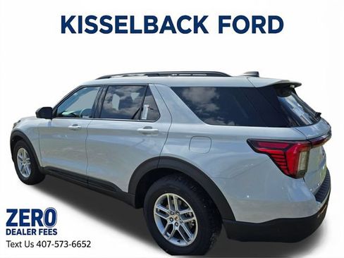 New 2026 Ford Explorer Active RWD image 6