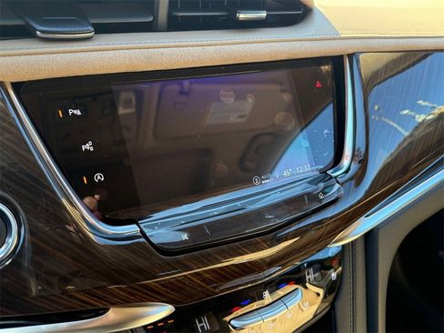 New 2025 Cadillac XT6 Premium Luxury image 5