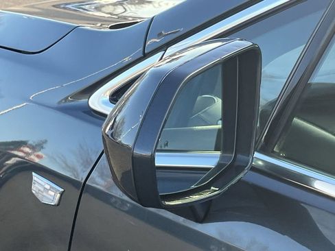 Used 2019 Cadillac XT5 Luxury image 37