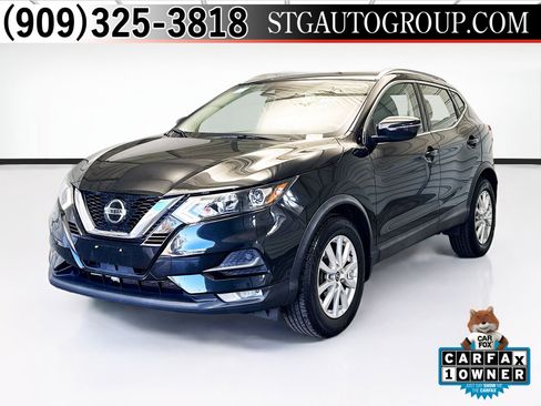 Used 2020 Nissan Rogue Sport SV w/ All-Weather Package image 1