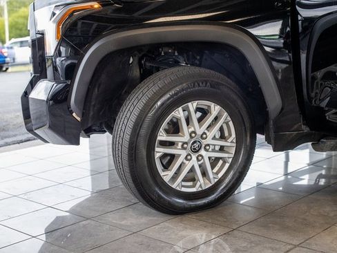 Used 2022 Toyota Tundra SR5 image 9