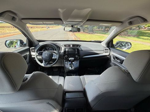 Used 2017 Honda CR-V LX image 12