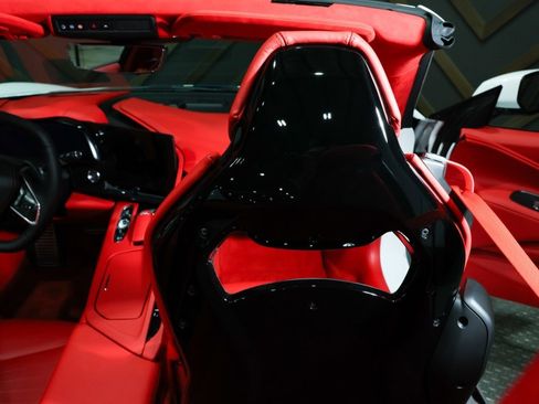 Used 2024 Chevrolet Corvette Stingray Premium Conv w/ Z51 Performance Package image 36