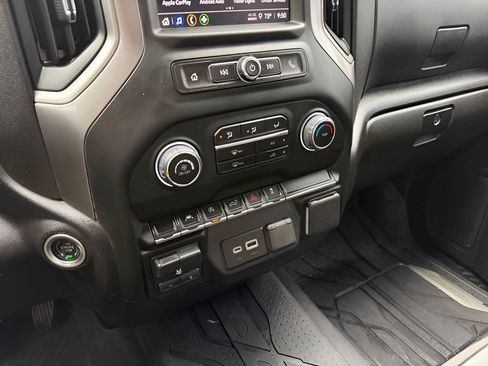 Used 2024 Chevrolet Silverado 1500 Custom AWD/4WD image 27